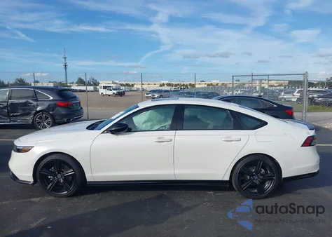 2025 Honda Accord Hybrid Sport-L z USA, uszkodzony, nr VIN 1HGCY2F71SA063998